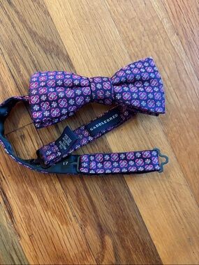 Saddlebred Silk Blend Navy & Pink Patterned Bow Tie